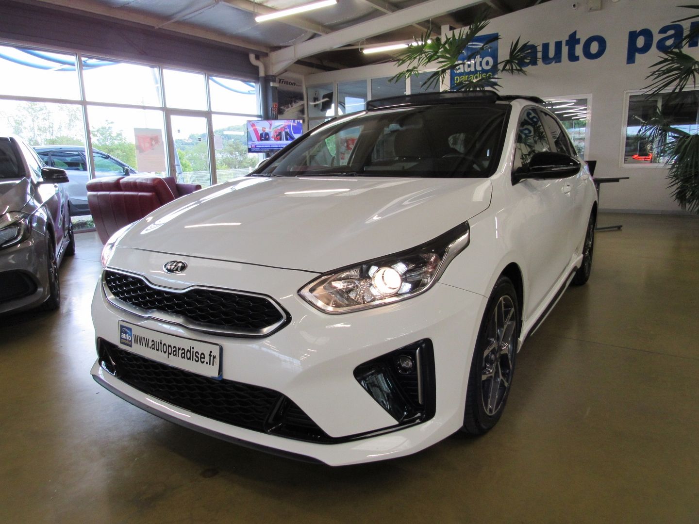 Véhicule d'occasion KIA CEED 1.5 T-GDI 160 GT LINE DCT7 TOIT OUVRANT